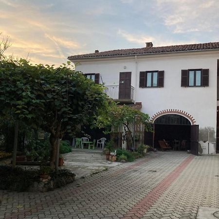 בית הארחה אסטי 	Casa Aromi Ed Arte מראה חיצוני תמונה