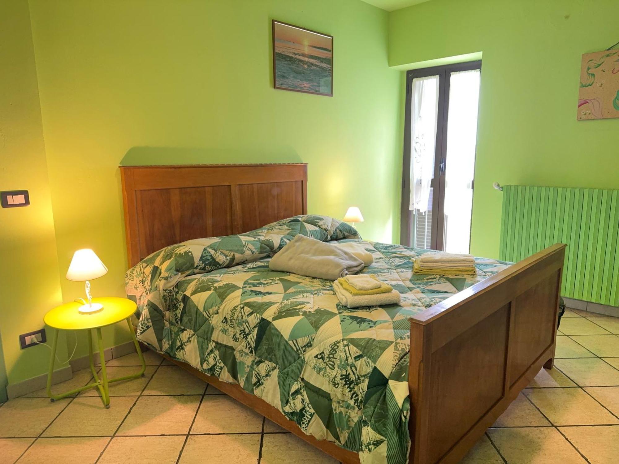בית הארחה אסטי 	Casa Aromi Ed Arte מראה חיצוני תמונה